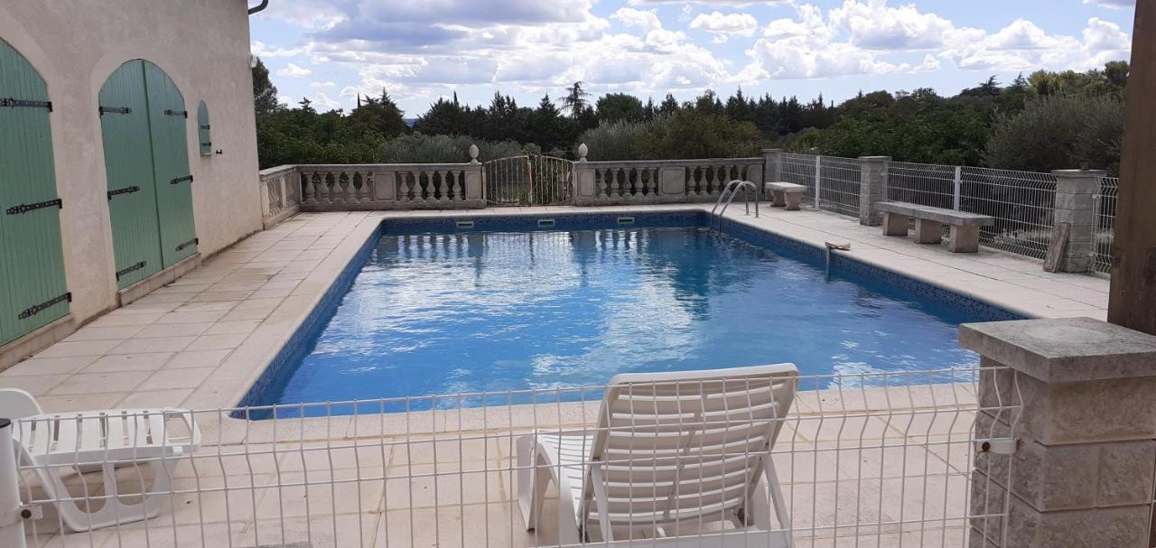 Maisonnette Au Pied De La Garrigue Villa Bernis Luaran gambar